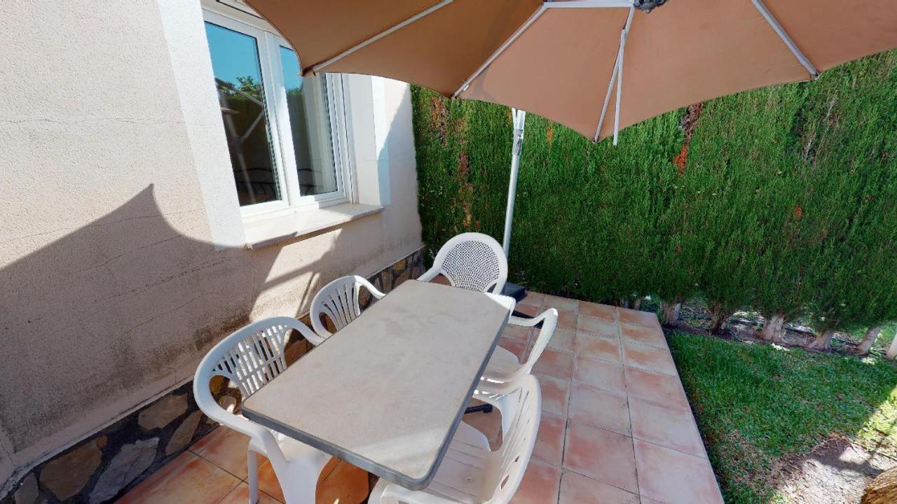 Apartamentos Y Villas Oliva Nova Golf Resort Bagian luar foto