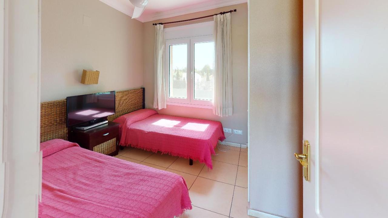 Apartamentos Y Villas Oliva Nova Golf Resort Bagian luar foto