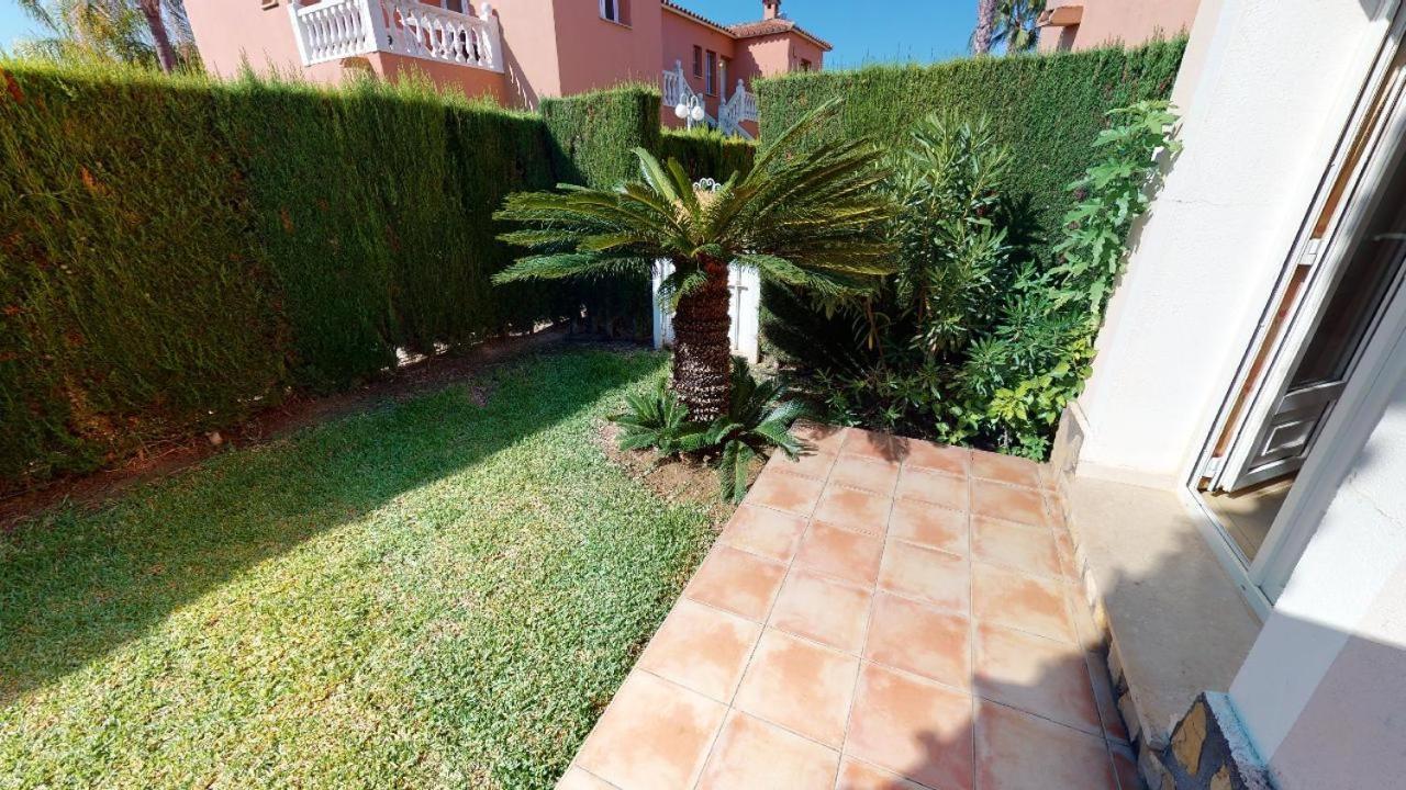 Apartamentos Y Villas Oliva Nova Golf Resort Bagian luar foto