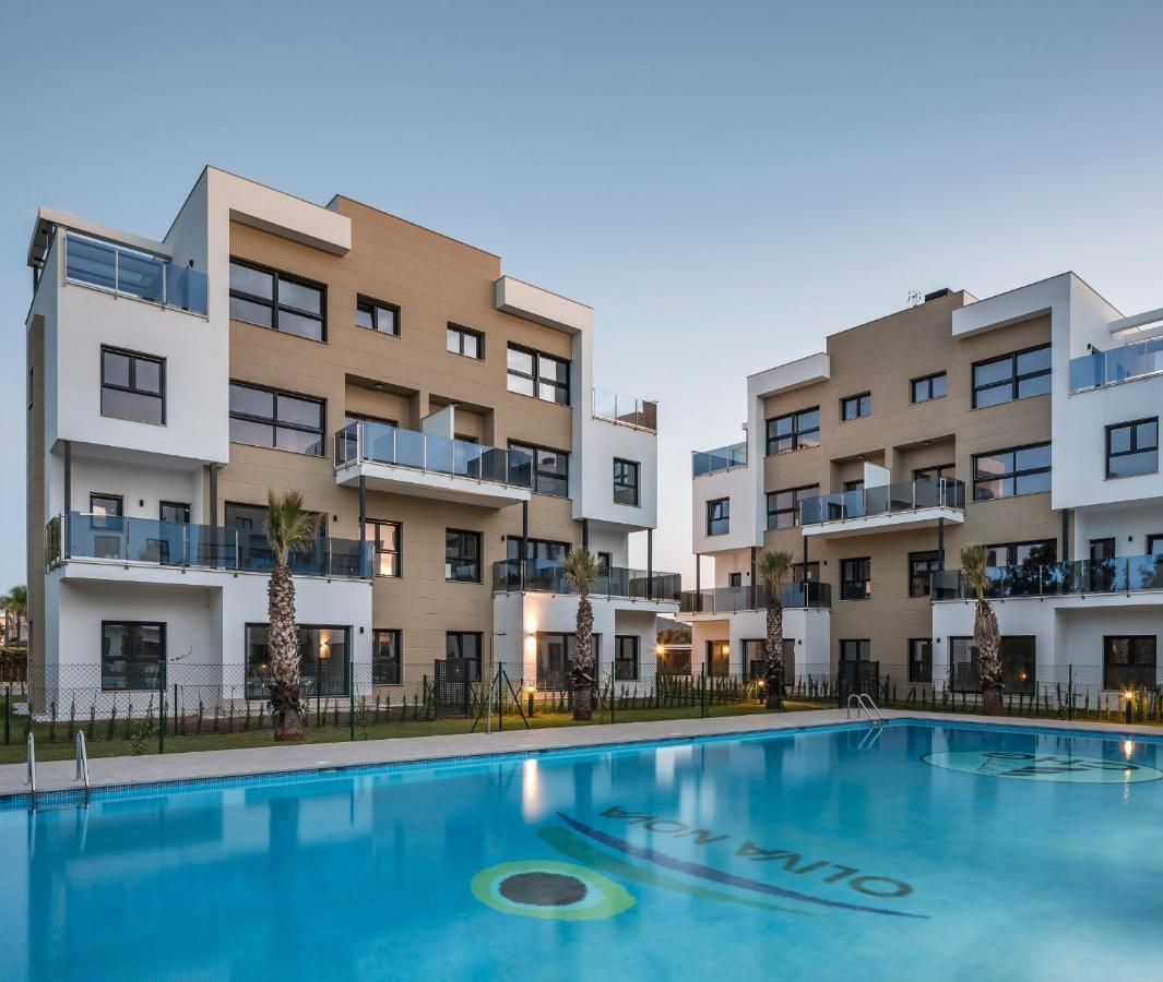 Apartamentos Y Villas Oliva Nova Golf Resort Bagian luar foto